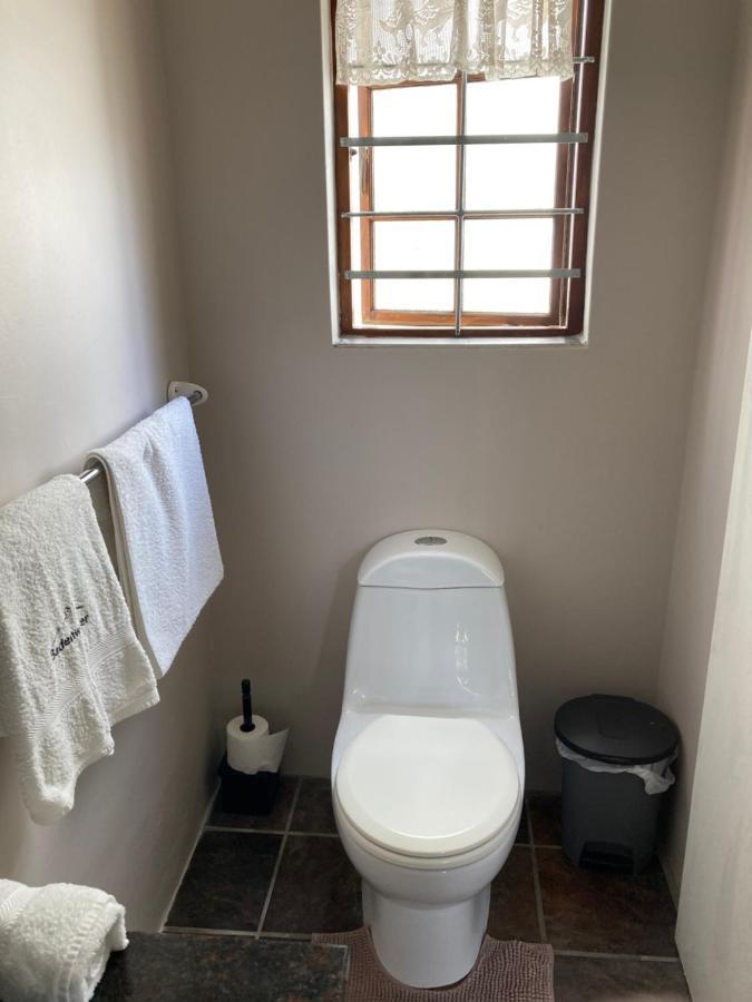 Haus Barbara Guest House Bredasdorp Bagian luar foto