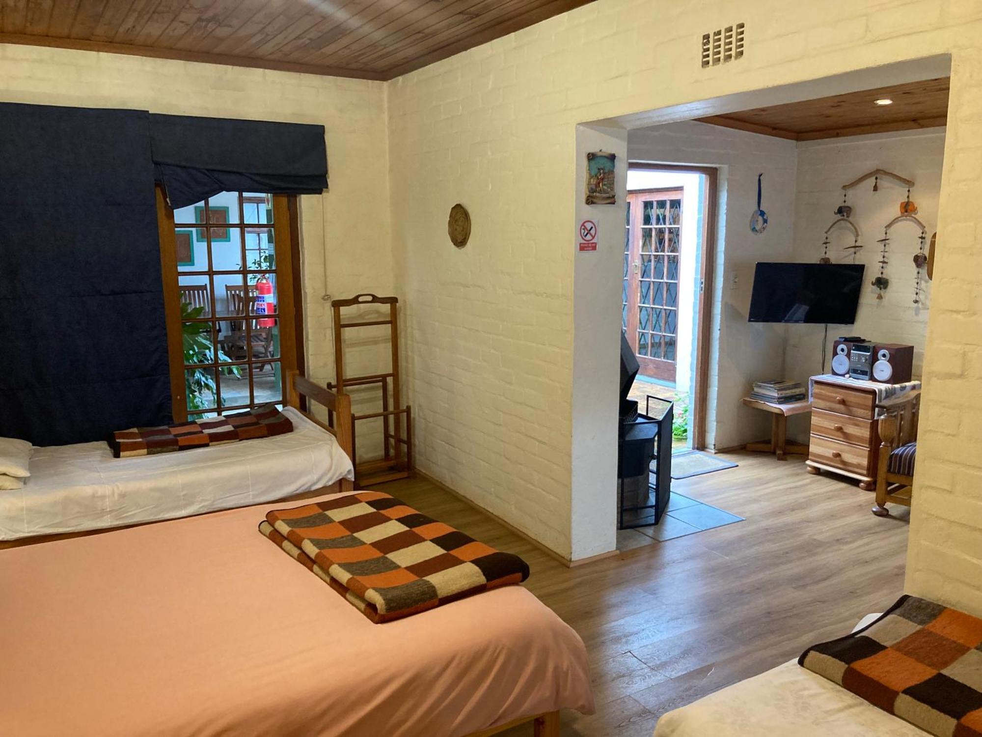 Haus Barbara Guest House Bredasdorp Bagian luar foto