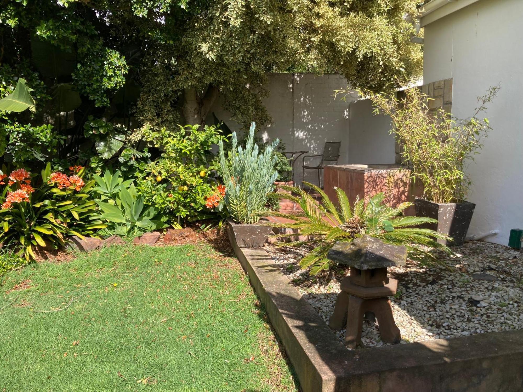 Haus Barbara Guest House Bredasdorp Bagian luar foto