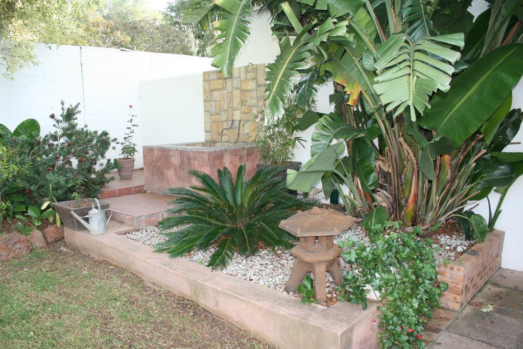 Haus Barbara Guest House Bredasdorp Bagian luar foto